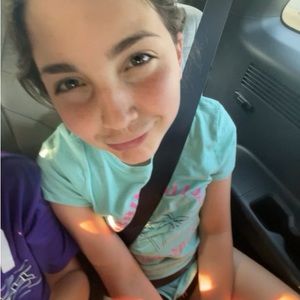 Meet your Posher, Rayna